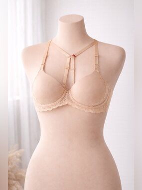 NWT 36C Beige T-Shirt Bra Racerback / Nuevo Bra Beige Encaje 36C 🤍